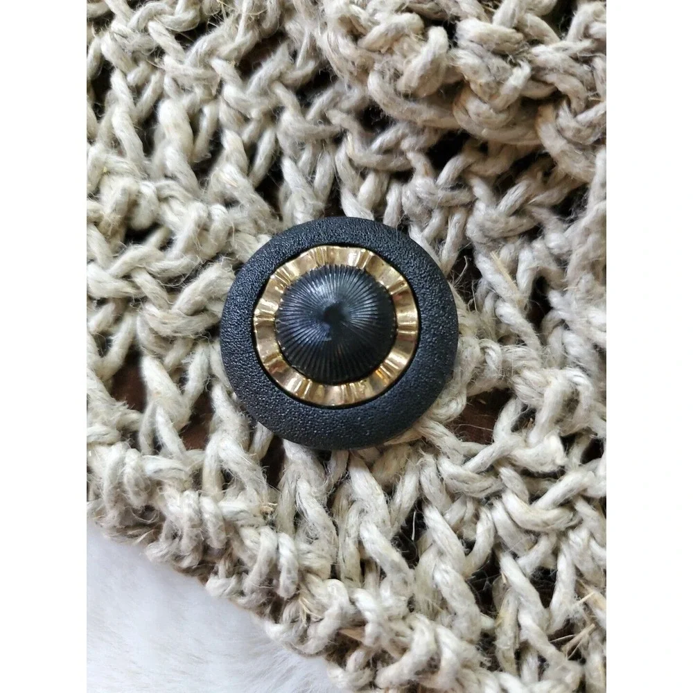 Vintage Rare Crochet Clutch Button‎ Tan Purse 7.5x 10.5